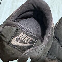 【美品】NIKE ナイキ スニーカー 運動靴 28CM ブラウンの画像