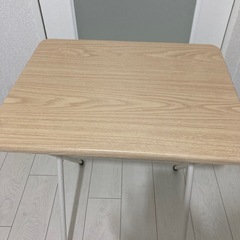 ニトリテーブル