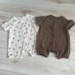 新生児ロンパース3点セット（花柄・ハート柄）の画像