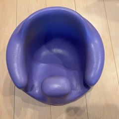 お値下中【bumbo】ベビーチェアの画像