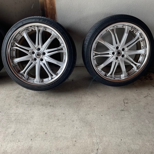 ワーク　22インチ　アルミタイヤ