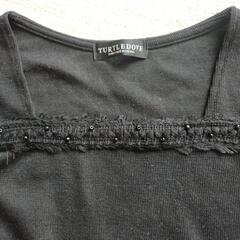 TURTLEDOVE 黒 半袖Tシャツの画像