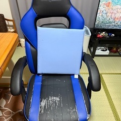 ゲーミングチェアの画像