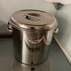 丸型キッチンポット  ステンレスキッチンポット  蓋付き　 目盛...