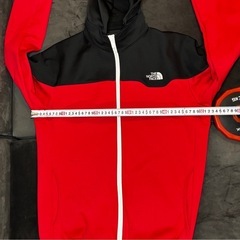 【THE NORTH FACE】バイカラー　ジップアップパーカーの画像