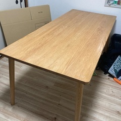 ダイニングテーブルお譲りします！
