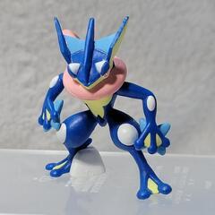モンコレ　ゲッコウガ フィギュア 3体セットの画像