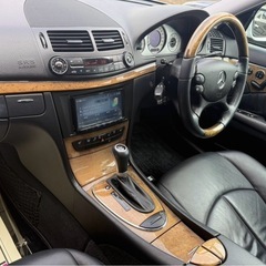 ベンツ　E350 低走行！めちゃくちゃ綺麗です！の画像