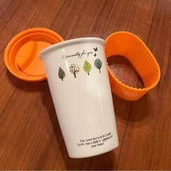 タンブラー　陶器製　フタ付きの画像
