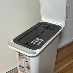 開けても防臭ペール  20SN【ホワイト】の画像