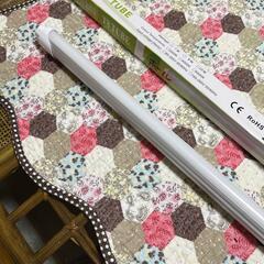 LED T8 TUBE 直管蛍光:20W形 色温度:5000K消費電力:9Wの画像