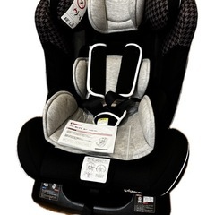 【極美品】pigeon チャイルドシート オレイユムー 新生児〜...