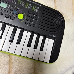 電子キーボードピアノの画像