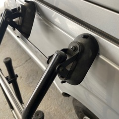 折りたたみ式 リアラダー NISSAN 純正 の画像