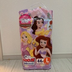 GOON おむつ　Lサイズ　プリンセスデザイン