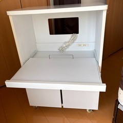 収納ボックス、電源タップ付きホワイトの画像