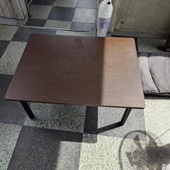 ニトリローテーブル