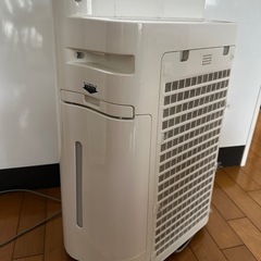 SHARP加湿空気清浄機2016年製の画像