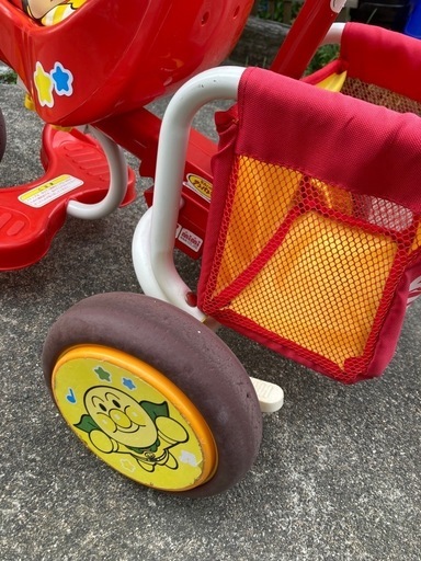 アンパンマン 三輪車 赤 - メルカリ