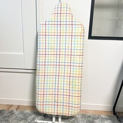 山崎実業(Yamazaki) スタンド式 人体型 アイロンの画像