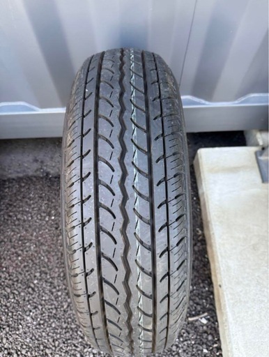 195/80R15 中古 1本 未使用品 ハイエース キャラバン等に