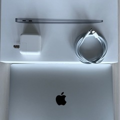 Apple MacBook Air M1 512GB 13インチ...