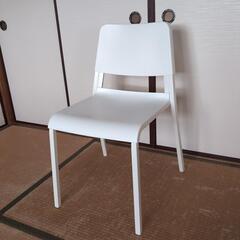 IKEAのダイニングチェア