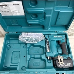 今週中で掲載終了15000円！　マキタ　タッカー　18v バッテ...