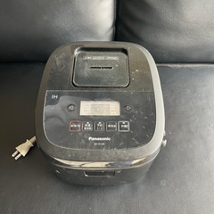 パナソニック炊飯器　SF-FE109