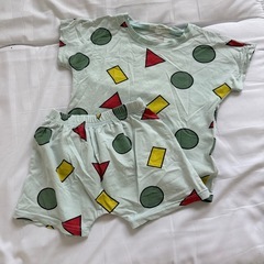 しんちゃん風パジャマ