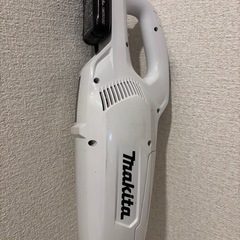 マキタ掃除機＆バッテリー・充電器セット（10.8V）譲ります！