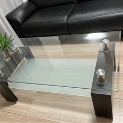 ガラステーブル