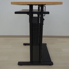 スタンディングデスク【小金井市民限定】（小金井市再生家具）品番：05-03-19 ※新規優先の画像
