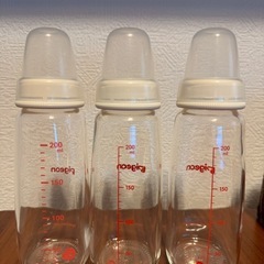 ピジョンスリム200ml　哺乳瓶
