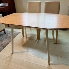 ダイニングテーブル＆チェア4個セット