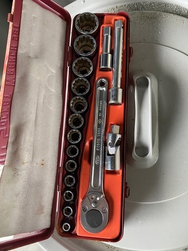 KTC ハイクオリティ ソケットレンチセット(9.5sq) B211