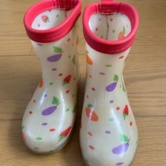 はらぺこあおむしレインブーツの画像