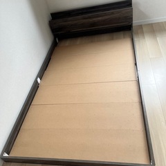 ベッドフレーム　セミダブル