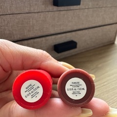 日本未上陸　海外製品　レアビューティー　Rare Beauty 2本セットの画像