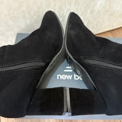 レディース ショートブーティ ブーツ 
22cmの画像