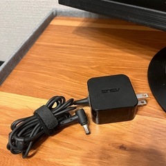 ASUS モニターの画像