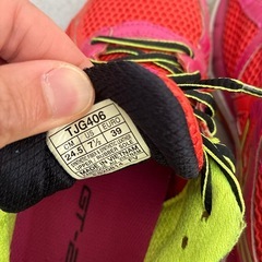 靴　asics 24.5の画像