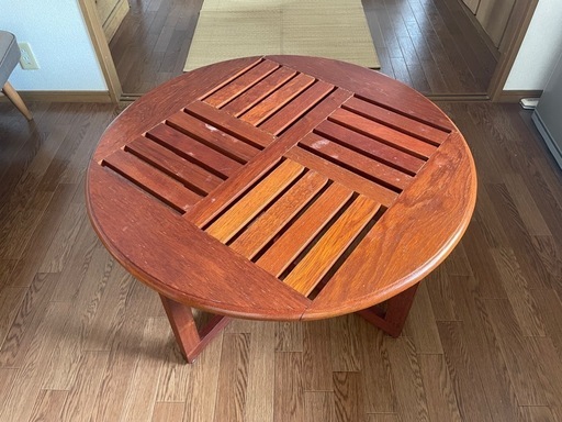 神戸のヴィンテージ家具屋で購入したテーブル
