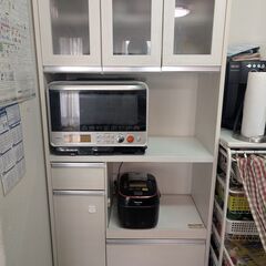 【使用感あり】【レンジ、炊飯器収納可能】高さ180㎝幅88㎝カップボード　食器棚