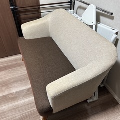 2人掛けソファー　10,000円の画像