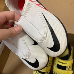 サッカーシューズの画像