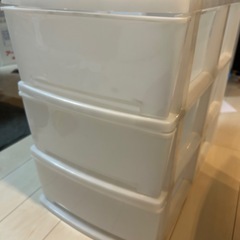 3段ケース