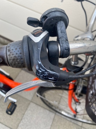 購入後、タイヤ交換が必要です(購入者さまにお願いしております)中古