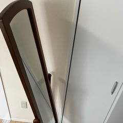 木製　スタンドミラーの画像