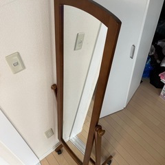 木製　スタンドミラーの画像